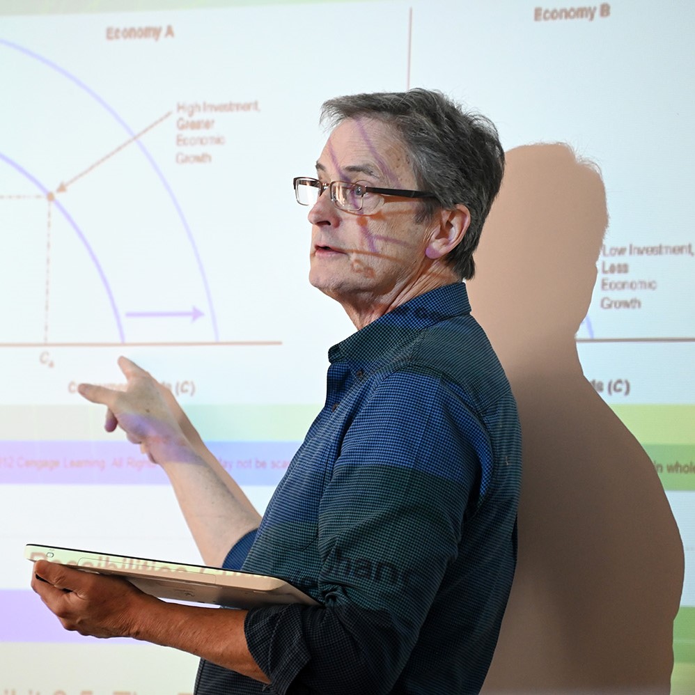 Dr. Peter Maille