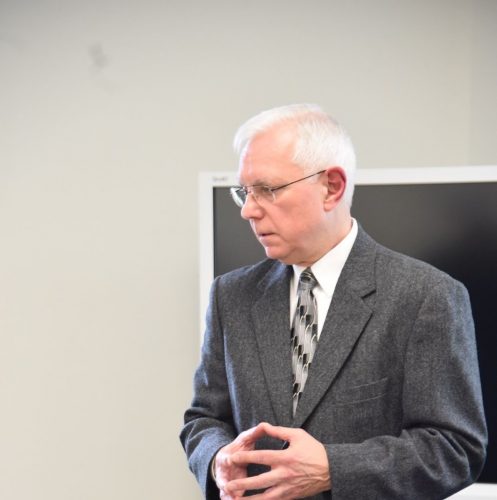 Colloquium opens season with introspective look at grading practices
