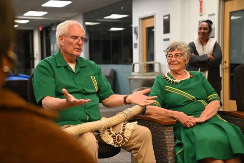 Oregon Senator Hansell visits 米博体育 to pay it forward